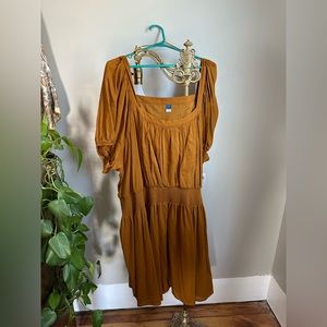 Old Navy Gold Puff Sleeve Dress